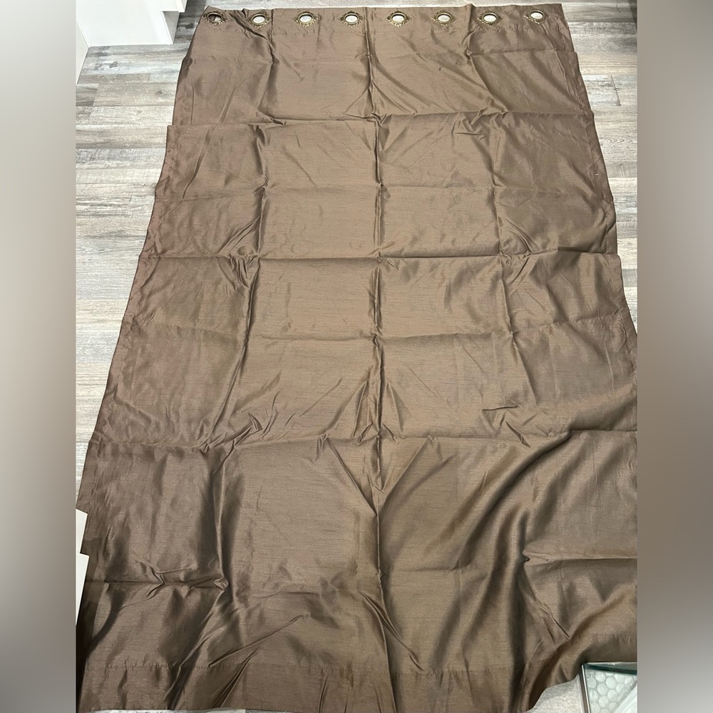 Royal Velvet Set of 4 Curtain Panels